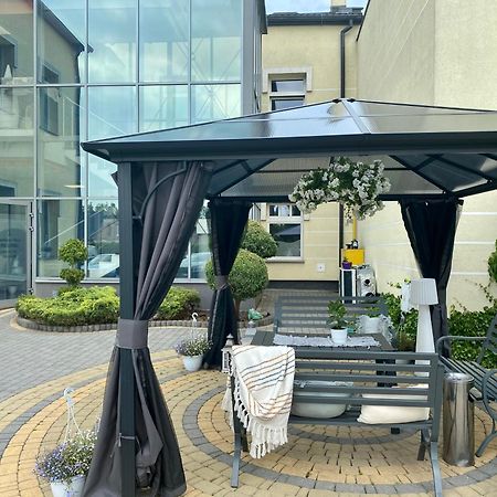 Apartamenty I Pokoje „Pod Jedynka” Konstantynow Lodzki Bagian luar foto