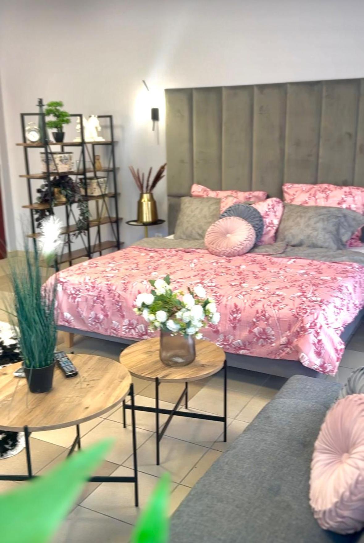 Apartamenty I Pokoje „Pod Jedynka” Konstantynow Lodzki Bagian luar foto